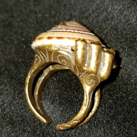 Costume Jewelry seashell design ring - Picture 12 of 12